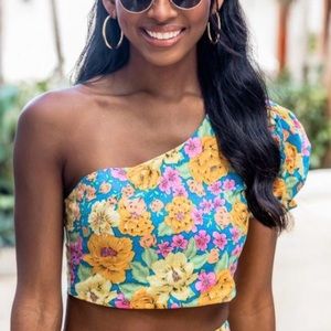 Pink Lily Summertime Blooms Blue Floral Cropped One Shoulder Blouse Medium